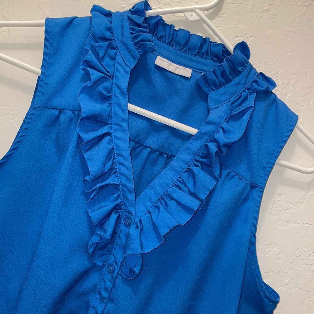 •NEW YORK & COMPANY•BLUE RUFFLE BUTTON DOWN TANK TOP BLOUSE SIZE SMALL. EUC - Picture 6 of 7